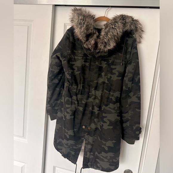 Lucky Brand Camo Parka - Picture 2 of 5